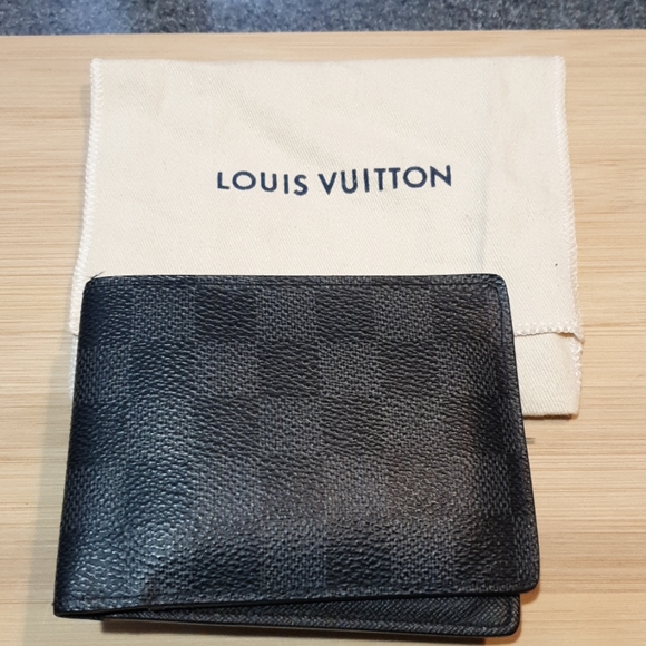 Louis Vuitton Multiple Wallet - Picture 1 of 7